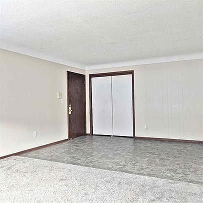 4th image of 1560 Willis Ave #10892009