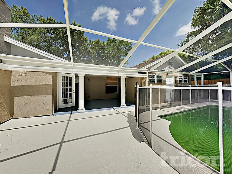 506 Emberwood Dr — Photo 16