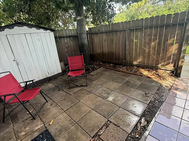 5329 Pinewilde Dr — Photo 7