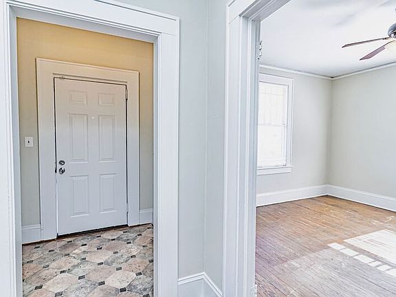 2nd image of 200 Arlington Ave