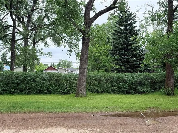 503 Montgomery STREET, Midale, SK S0C 1S0