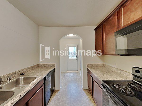 1st image of 3808 De Maggio Ave