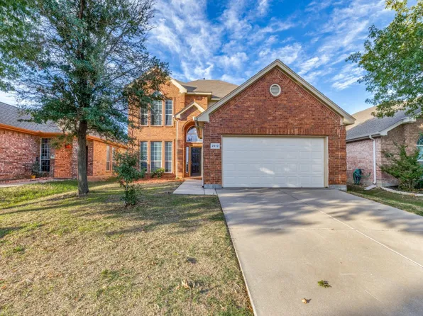 2912 Spotted Owl Dr, Fort Worth, TX 76244