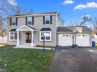 266 Chilton Pl, Langhorne, PA 19047