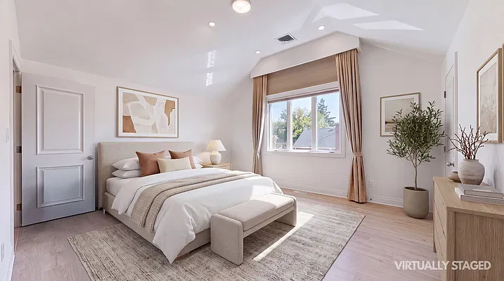 Bedroom, photo 1