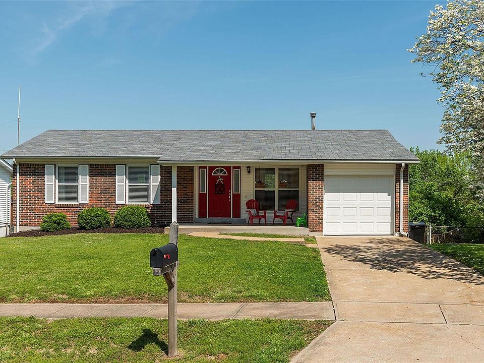 1st image of 4261 Massabielle Dr