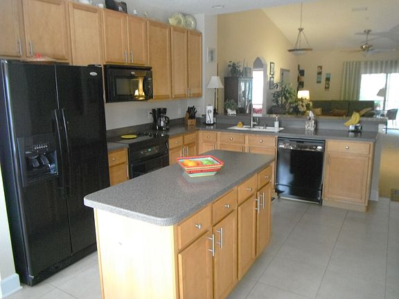 2nd image of 96230 Stoney Creek Pkwy