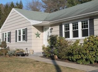 9 Marion Ave, Andover, MA 01810