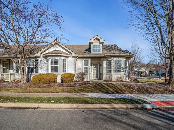 12127 White Tail Ln, Huntley, IL 60142