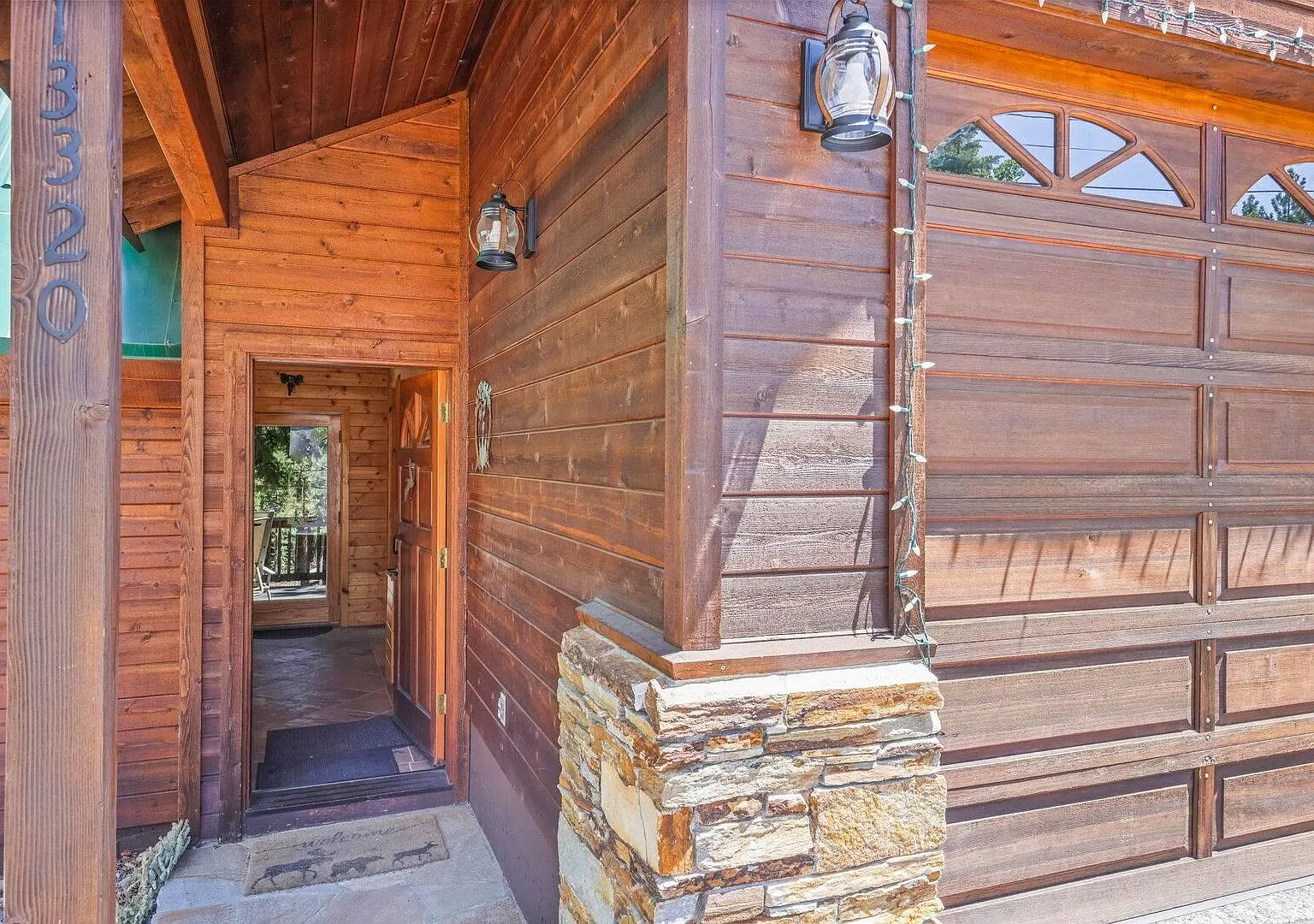 4 bed, 2029 sqft, $6,400 — Photo 3
