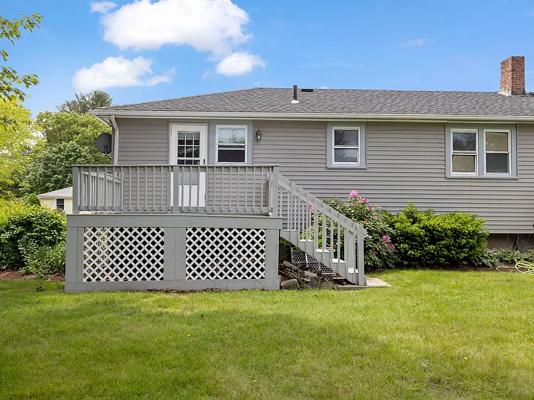 42 Neillian St — Photo 24