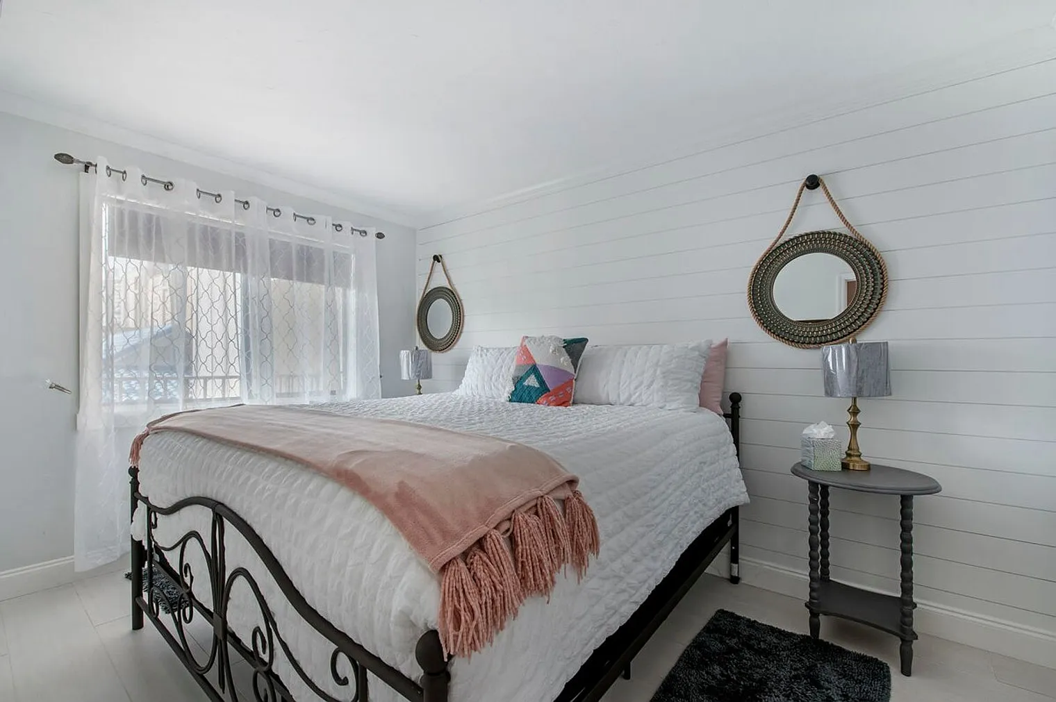 1 bed, 1.0 bath, 592 sqft, $4,076 — Photo 4
