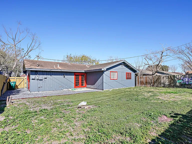 6137 Birchwood Dr — Photo 14