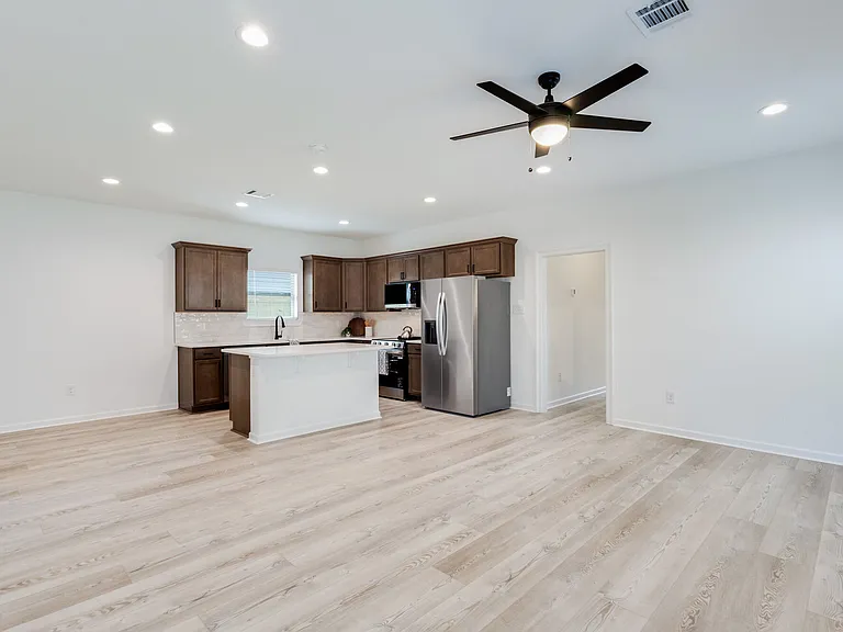 Cottages at Creekview — Photo 60