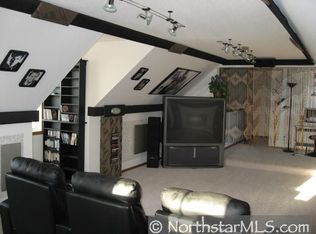 6712 Olive Ct N, Maple Grove, MN 55311