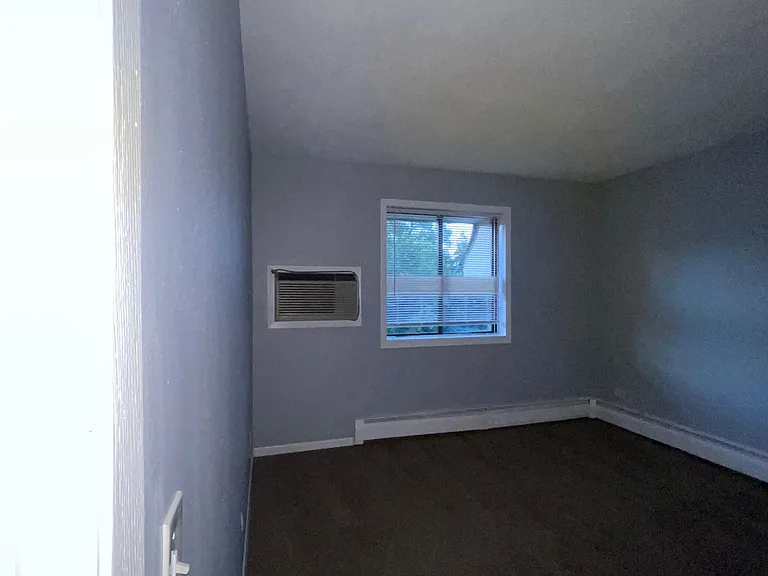 2200 Lewis Ave #304 — Photo 7