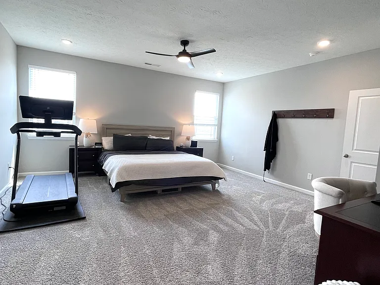 141 Thorpe Dr — Photo 18