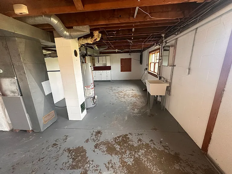12217 S 144th St — Photo 30