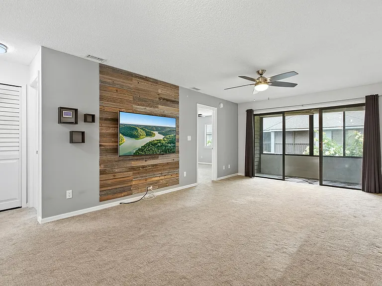 1735 Harrison St #231 — Photo 8