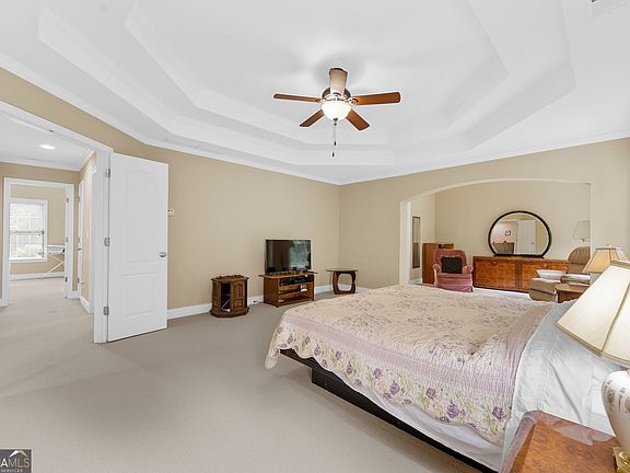 5th image of 2905 Ivy Hill Dr