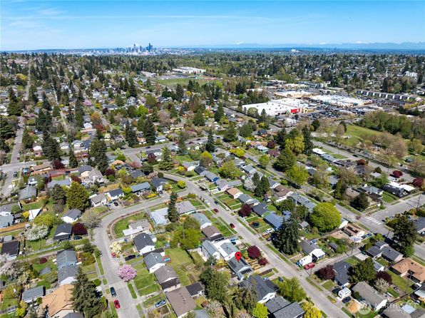 9275 31st Avenue SW, Seattle, WA 98126