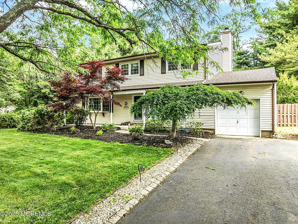 1st image of 49 Turnberry Drive