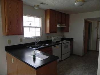 5th image of 3050 Cumberland Woods Dr