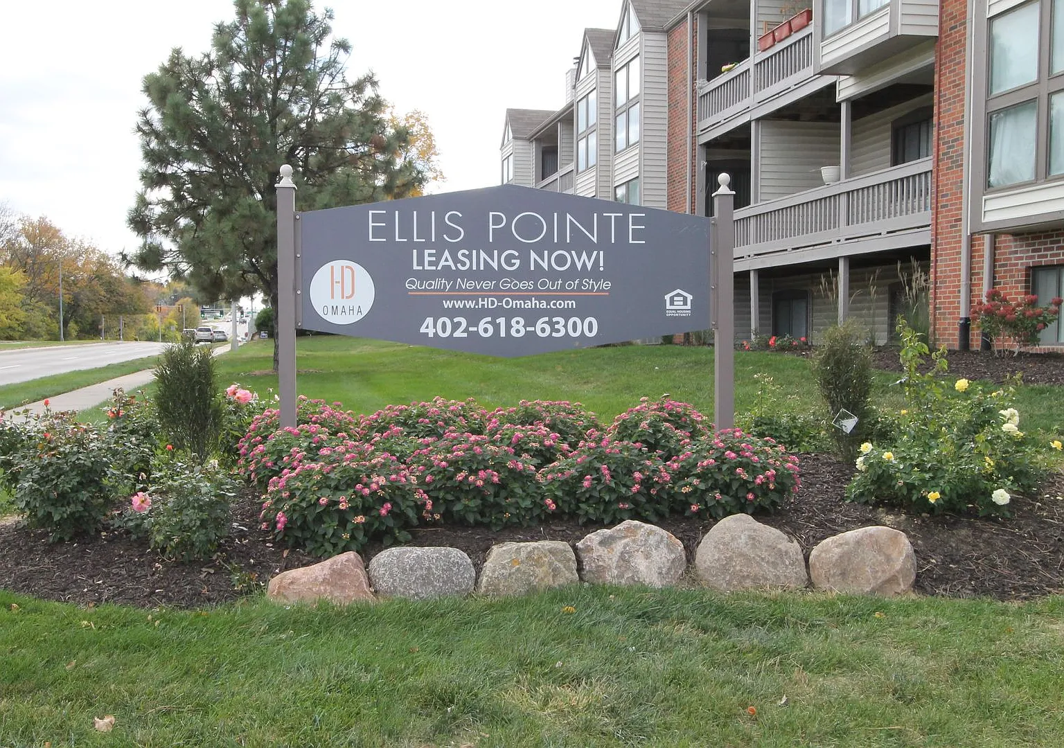 Ellis Pointe — Photo 2