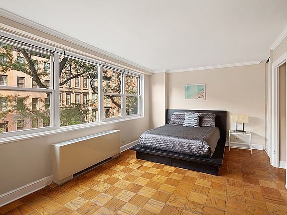 4th image of 360 W 22nd St APT 3J