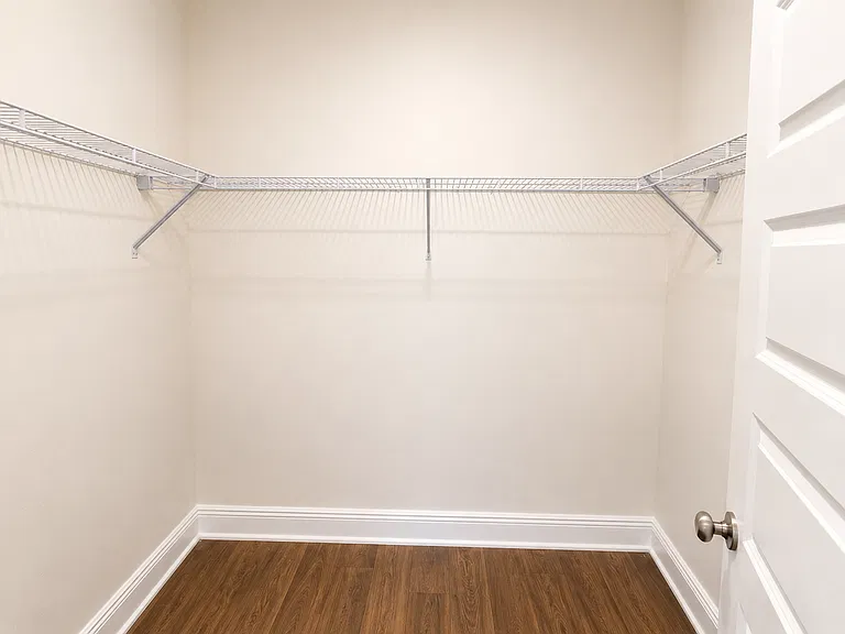 13752 Logan Pl — Photo 4