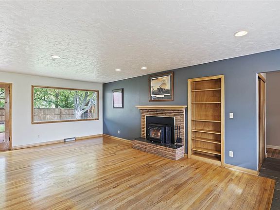 5th image of 12307 E Wellesley Ave