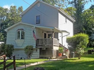 325 Windsor Ave, Hopatcong, NJ 07843