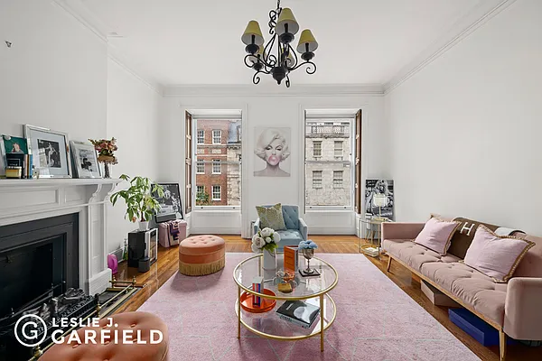 Rented by Leslie J. Garfield | media 10