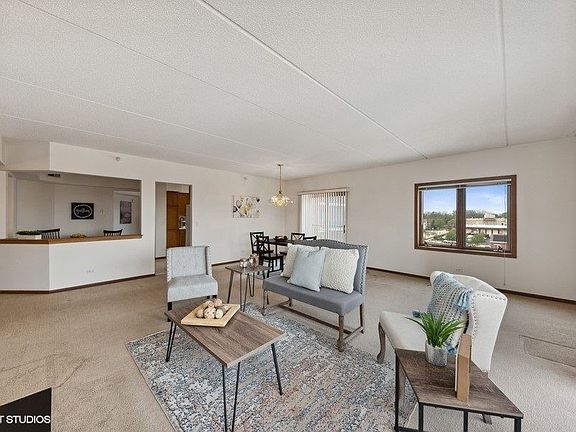 2nd image of 201 N Vail Ave APT 609