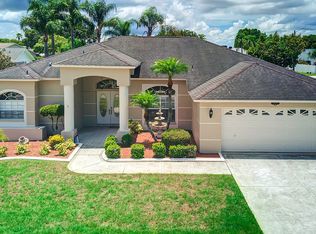 8704 Cypress Lakes Blvd, New Port Richey, FL 34653