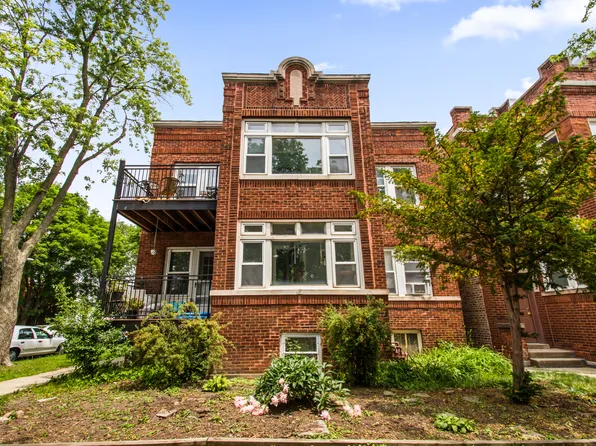 5353 W Belle Plaine Ave, Chicago, IL 60641