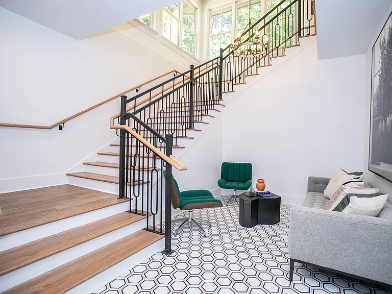 The Ashford Apartments — Photo 19