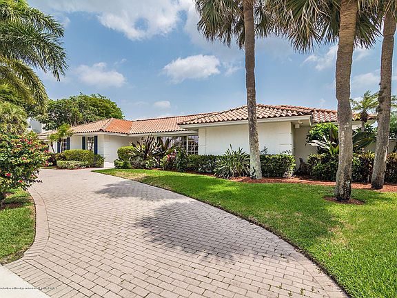 2nd image of 3114 Embassy Dr