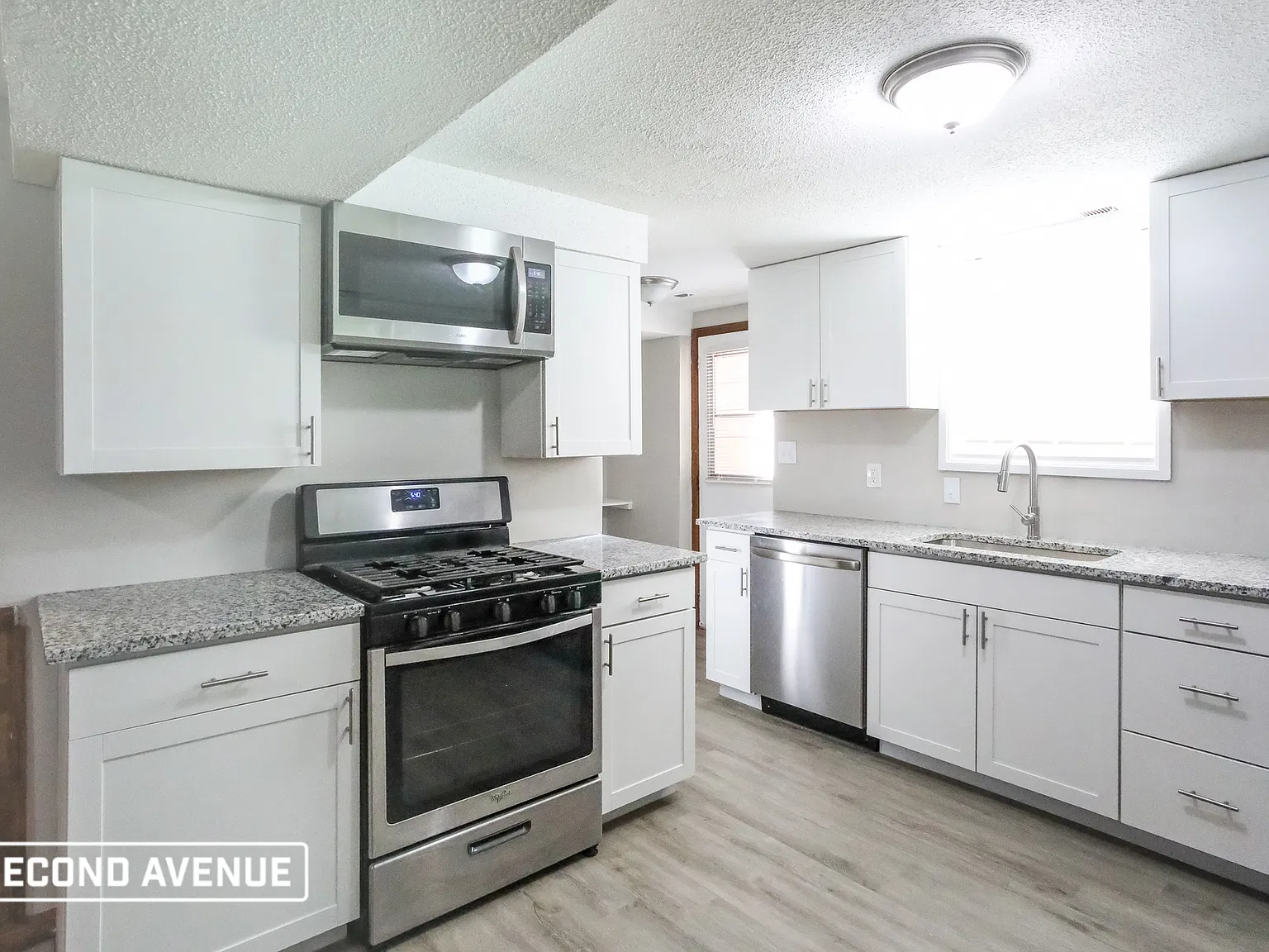 4 bed, 2.0 bath, 1534 sqft, $1,689 — Photo 2