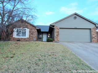 916 N Blackwelder Ave, Edmond, OK 73034