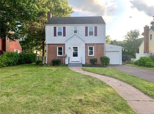 718 Center St, Manchester, CT 06040