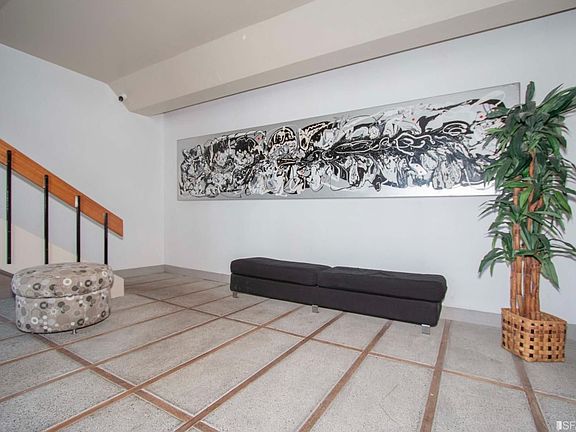 3rd image of 1235 Waller St APT 3