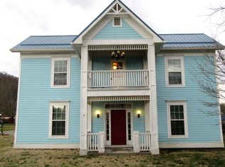 216 Main St, Roan Mountain, TN 37687