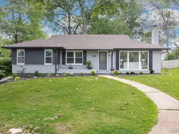 8712 W Kingsbury Ave, Saint Louis, MO 63124