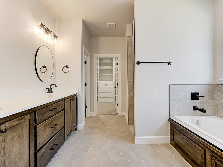 10421 SW 51st St — Photo 25