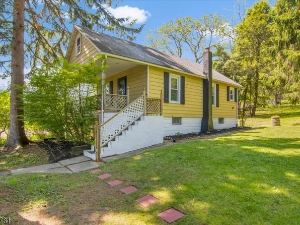 288 Belvidere Ave, Oxford Twp., NJ 07863