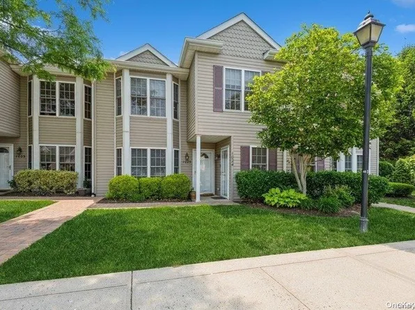 1024 Madeira Boulevard #1024, Melville, NY 11747