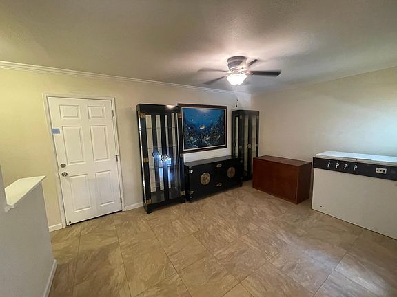 3rd image of 1544 Willowbrook Dr