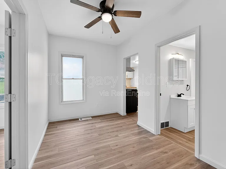 407 Simpson Ave — Photo 21