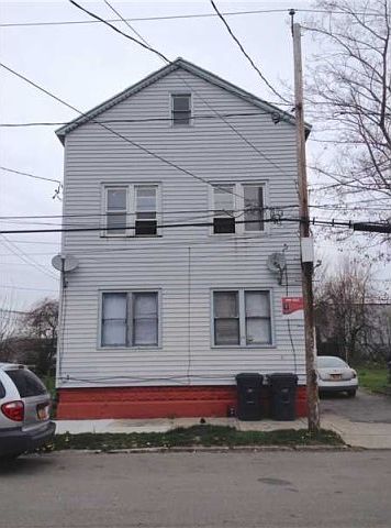 1st image of 24 Lebanon St